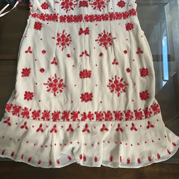 Aidan by Aidan Mattox
Beaded Cocktail Dress - Picture 11 of 17